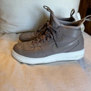 Nike slide on sneakers Air Force 1